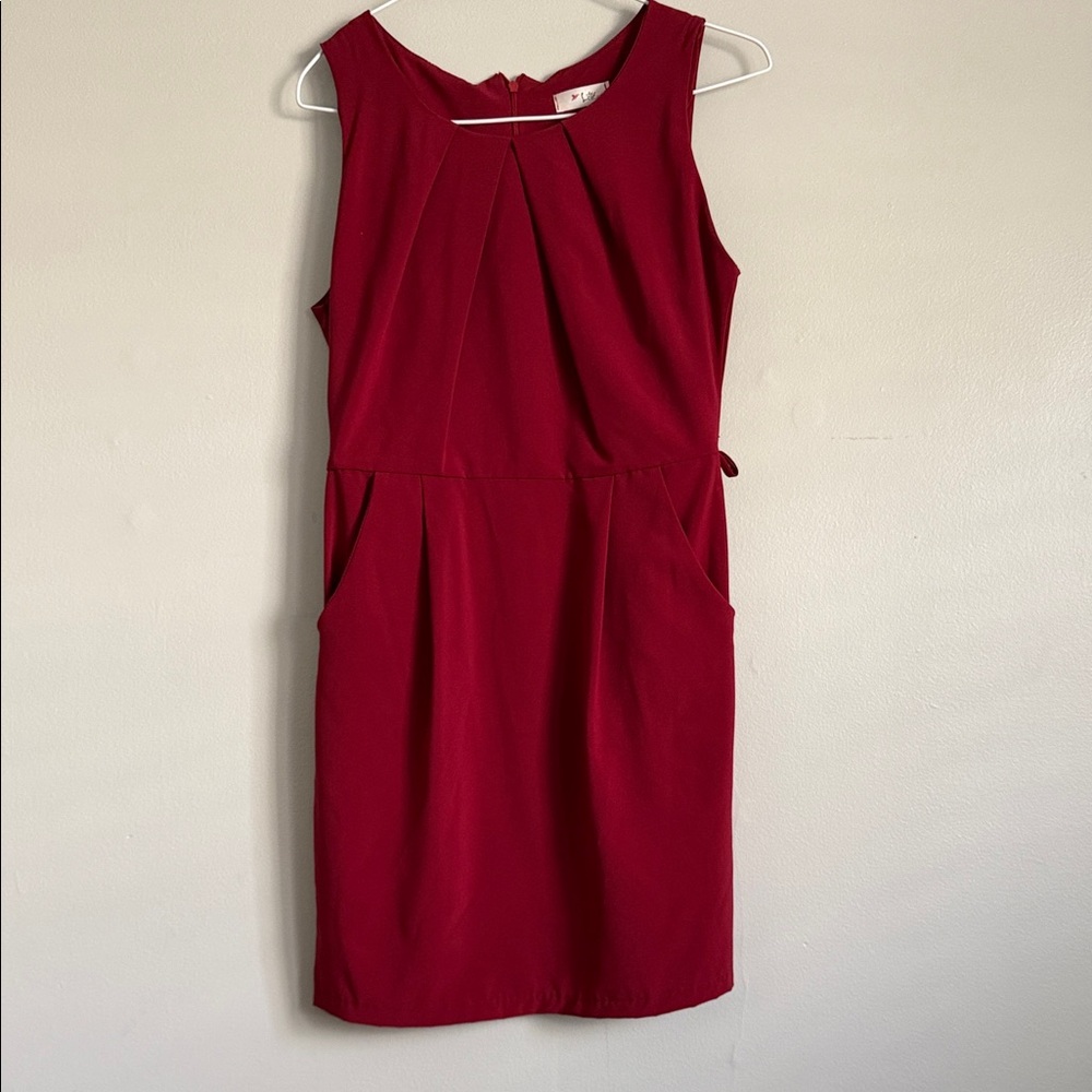 Chic Red Sleeveless Mini Dress